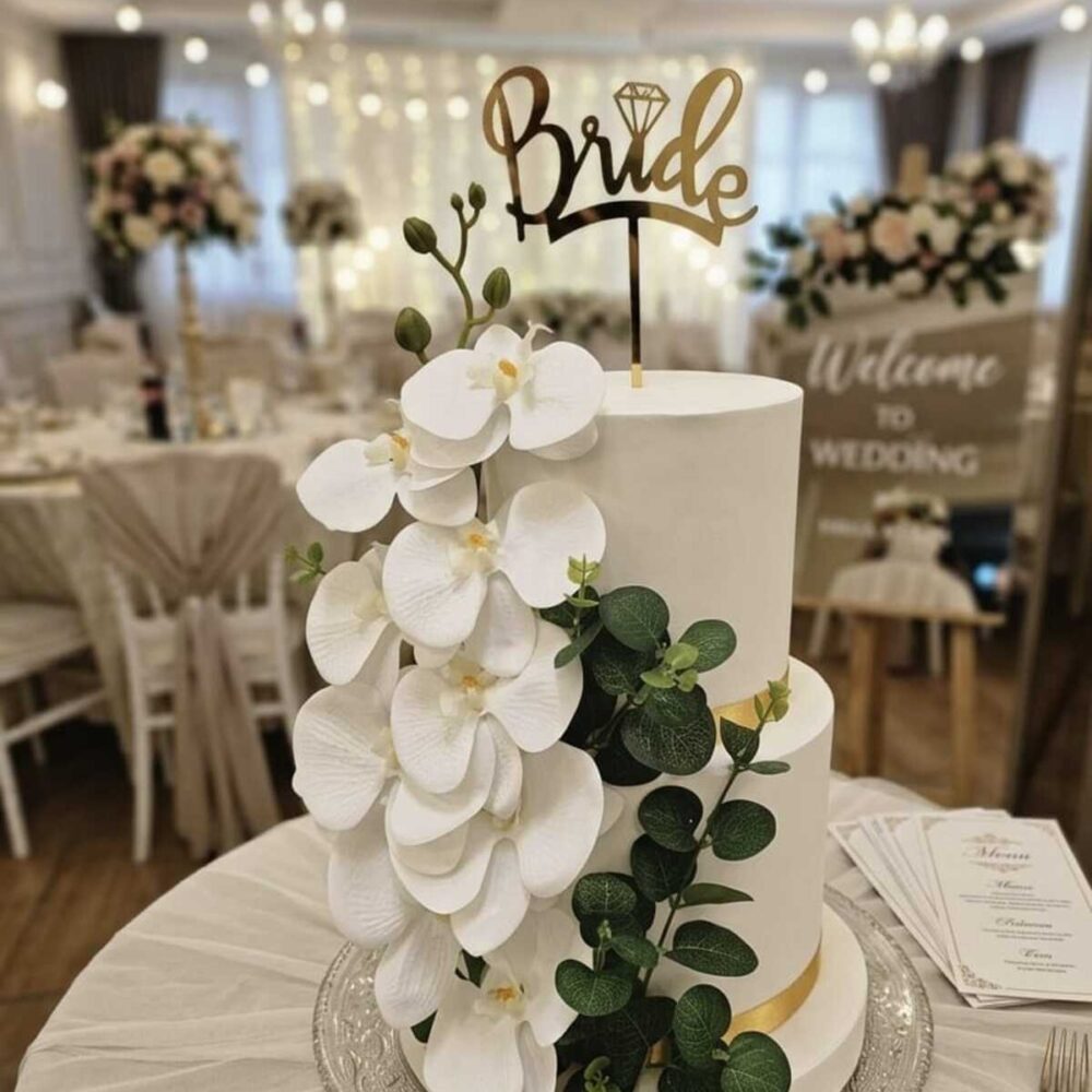 Orkideli ve Gold Şeritli 2 Katlı Bride Maket Pasta
